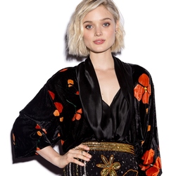 Пазл: Белла Хиткот