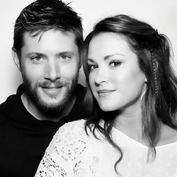 Пазл: Дженсен Эклз и Дэннил Харрис