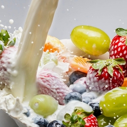 Пазл: Фруктово-ягодный молочный коктейль 