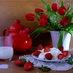 Пазл: Клубника и молоко