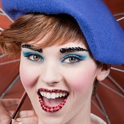 Пазл: Француженка