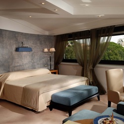 Пазл: Спальня с окнами