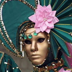 Пазл: Венецианская маска