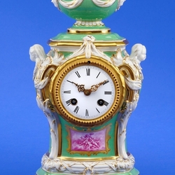 Пазл: Часы в фарфоре