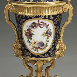 Пазл: Антикварная ваза