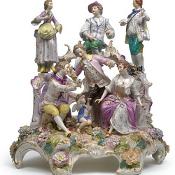 Пазл: Фарфоровая статуэтка