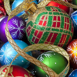 Пазл: Шары и лента