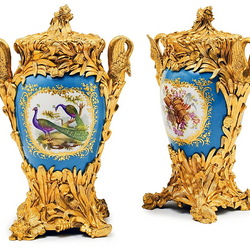 Пазл: Антикварные вазы