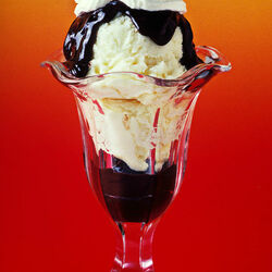 Пазл: Горячая помадка с мороженым