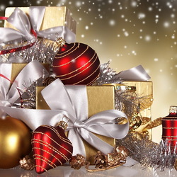 Пазл: Новогодние игрушки