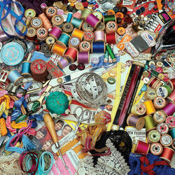 Пазл: Нитки, ленты, кружева