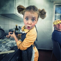 Пазл: Юная повариха