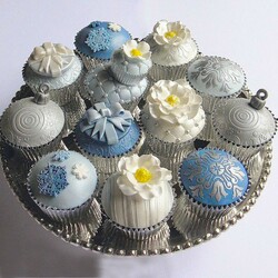 Пазл: Новогодние пирожные