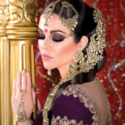 Пазл: Индийские красавицы и их украшения