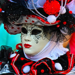 Пазл: Венецианская маска