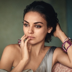 Пазл: Мила Кунис