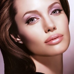 Пазл: Анджелина Джоли