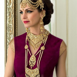 Пазл: Индийские красавицы и их украшения