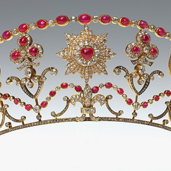 Пазл: Малая корона дома Романовых