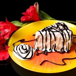 Пазл: Красивое пирожное