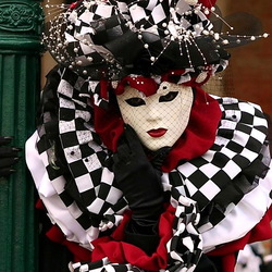 Пазл: Венецианская маска