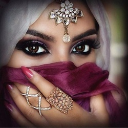 Пазл: Восточный взгляд