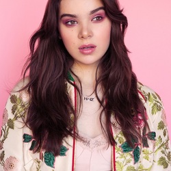 Пазл: Хейли Стейнфилд