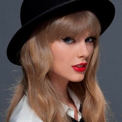 Пазл: Девушка в шляпе