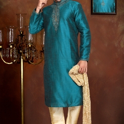 Пазл: Мужской национальный костюм