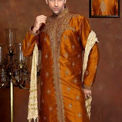 Пазл: Мужской национальный костюм