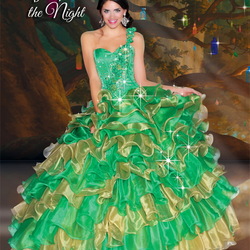 Пазл: Дизайнерское платье