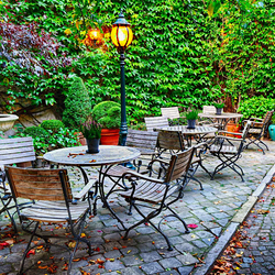 Пазл: Уголок сада