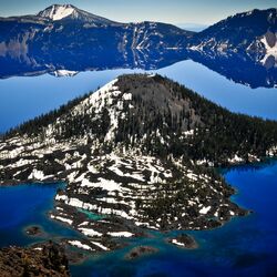 Пазл: Гора в море и вокруг горы