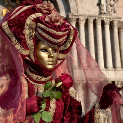 Пазл: Венецианская маска