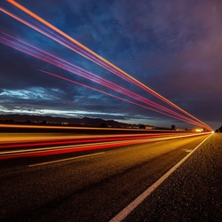 Пазл: Трасса в ночное время