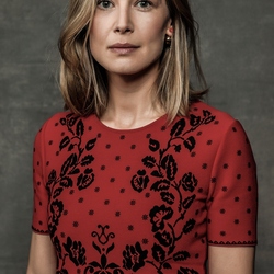 Пазл: Розамунд Пайк