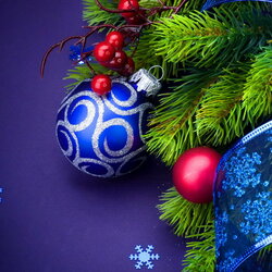 Пазл: Наряжаем елку