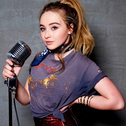 Пазл: Сабрина Карпентер