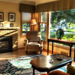 Пазл: Большое окно