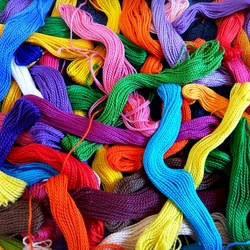 Пазл: Нитки