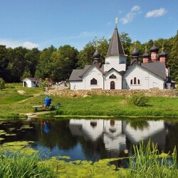 Пазл: У святого источника