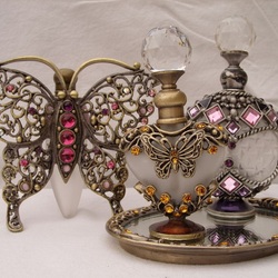 Пазл: Старинные флаконы