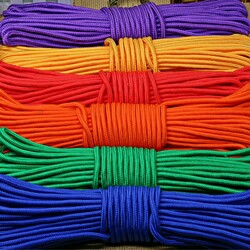 Пазл: Цветные шнуры