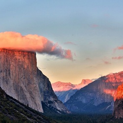 Пазл: Облако на горе