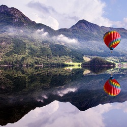 Пазл: Зеркальное отражение