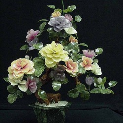 Пазл: Каменная нежность...Цветы из нефрита