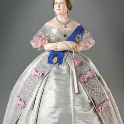 Пазл: Исторические лица Англии в куклах