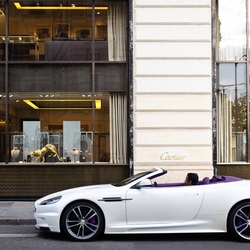 Пазл: Aston Martin DBS Volante