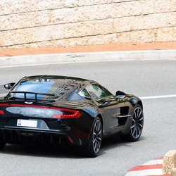 Пазл: Aston Martin One 77