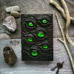 Пазл: Зеленоглазый наблюдатель